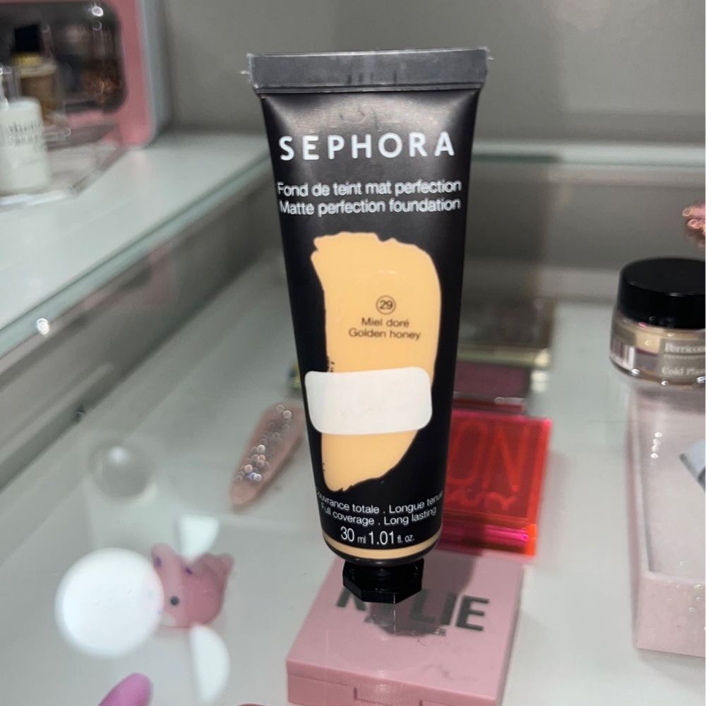 Sephora matte perfection foundation shade 29 golden honey
